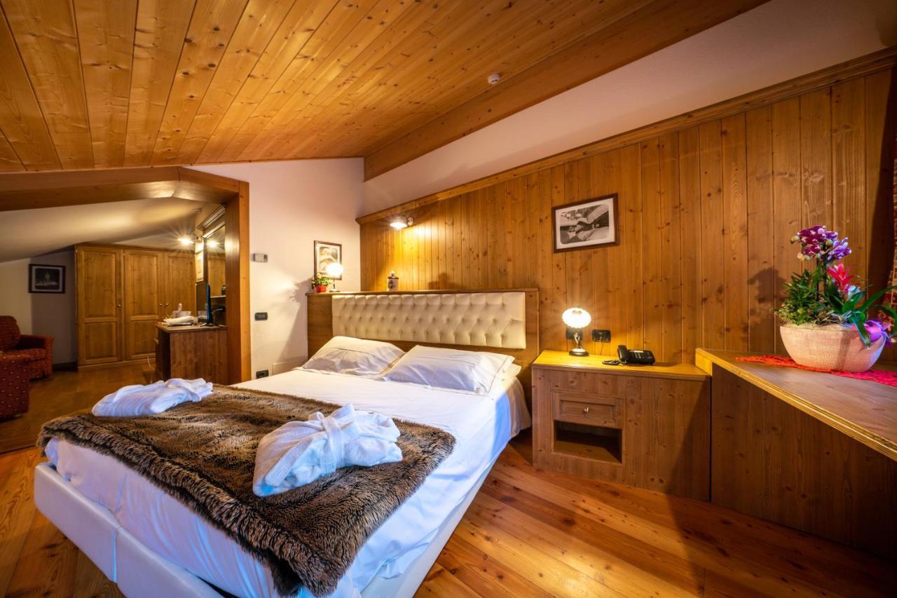 Lo Scoiattolo Hotel Gressoney-la-Trinité Buitenkant foto