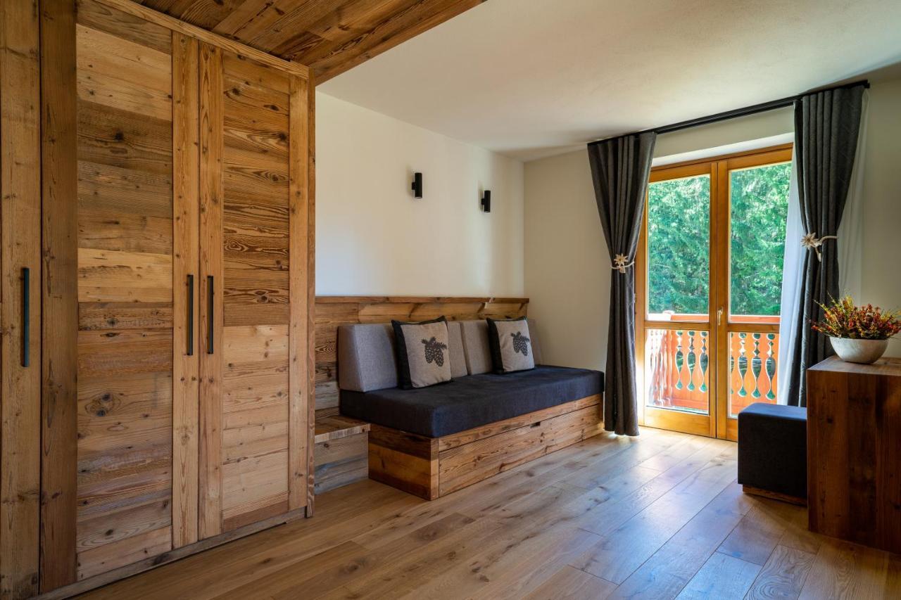 Lo Scoiattolo Hotel Gressoney-la-Trinité Buitenkant foto
